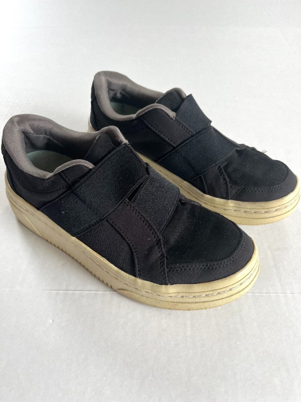 Dr. Scholl's Sz 6 Black Shoes Women's Empower Pull On Sneaker Elastic Straps